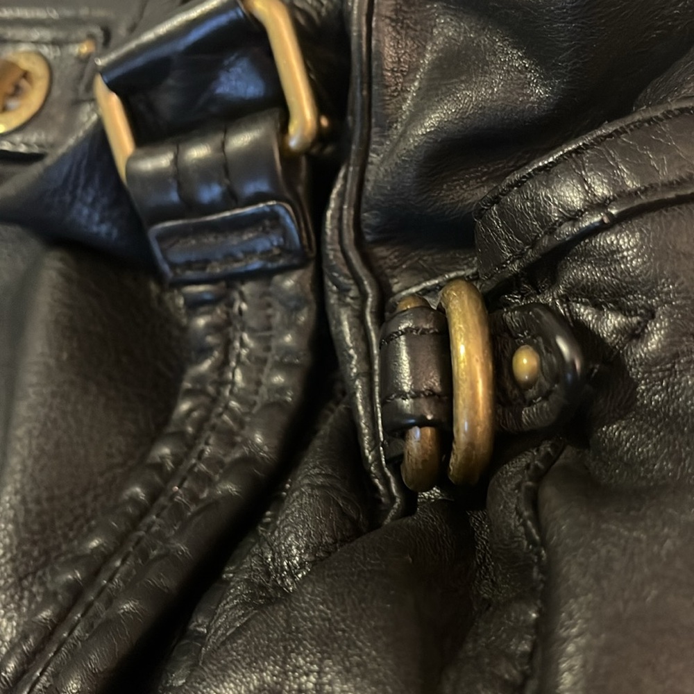 🦩CLEARANCE🦩Large Marc Jacobs black leather shoulder bag with original dust bag - Picture 4 of 7